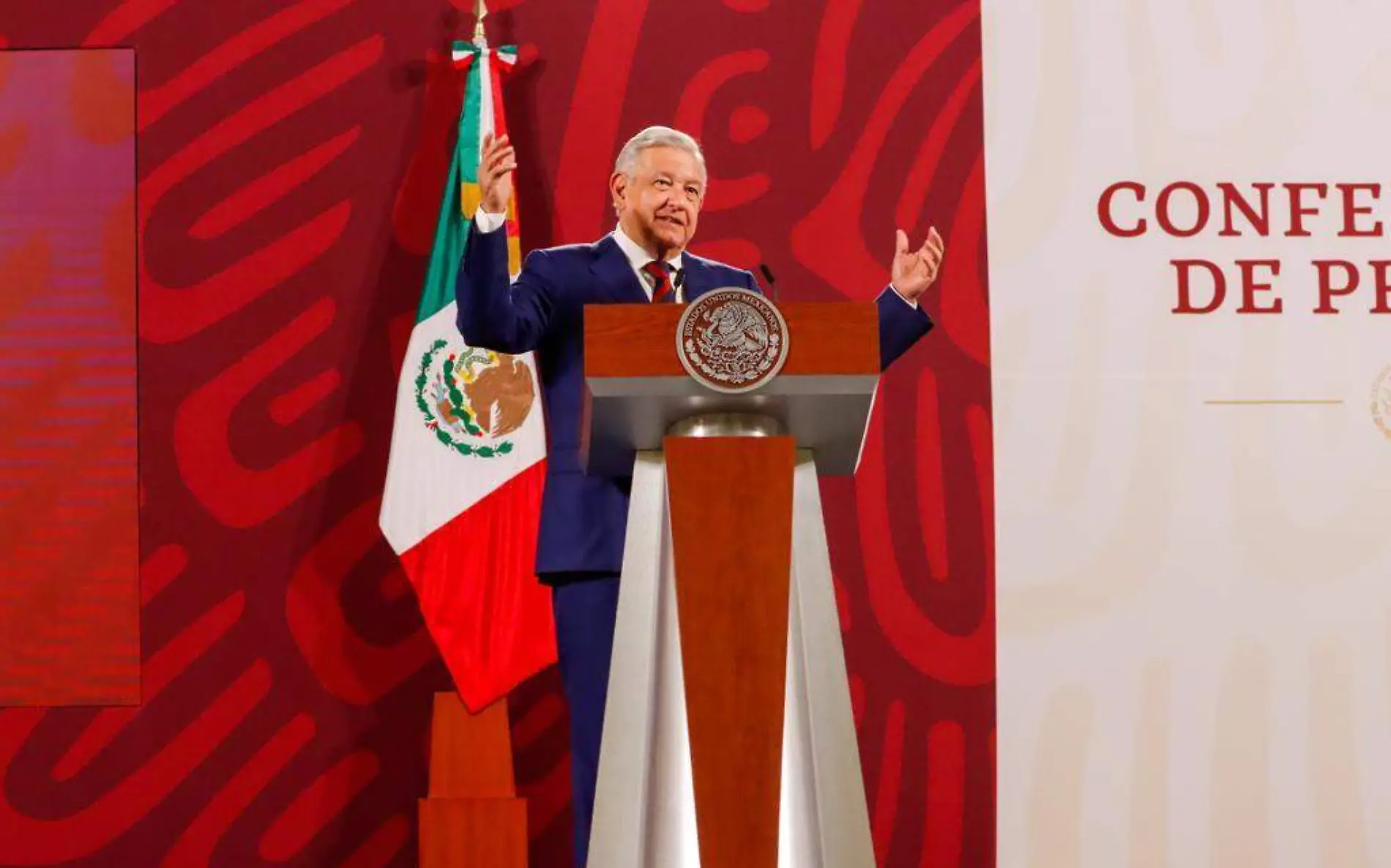 AMLO, sarcático en la mañandera